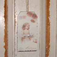 Tag - flicka med blomkorg